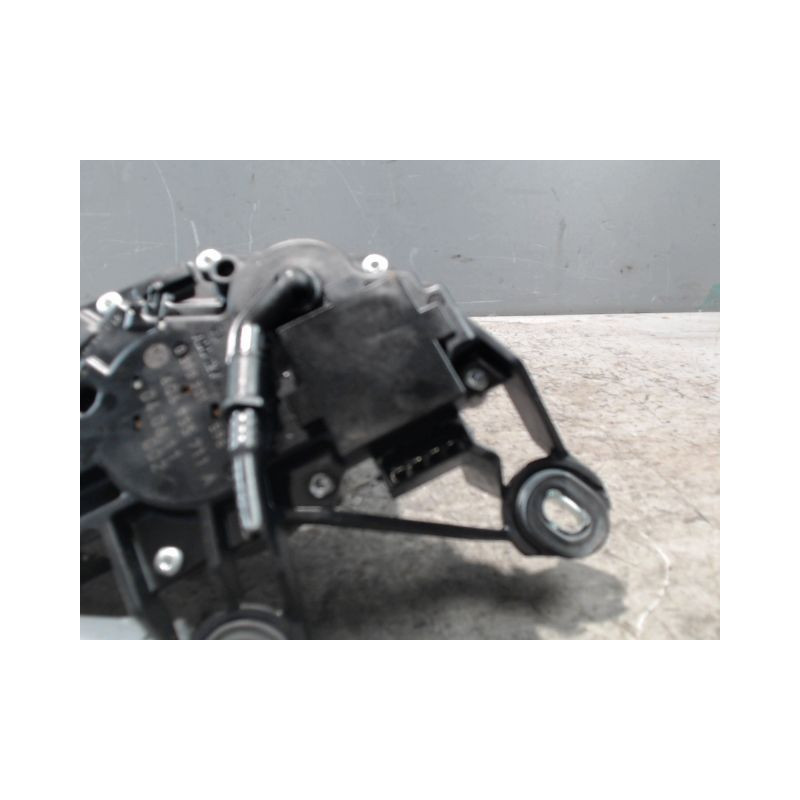 MOTEUR ESSUIE-GLACE ARRIERE VOLKSWAGEN POLO 02-05