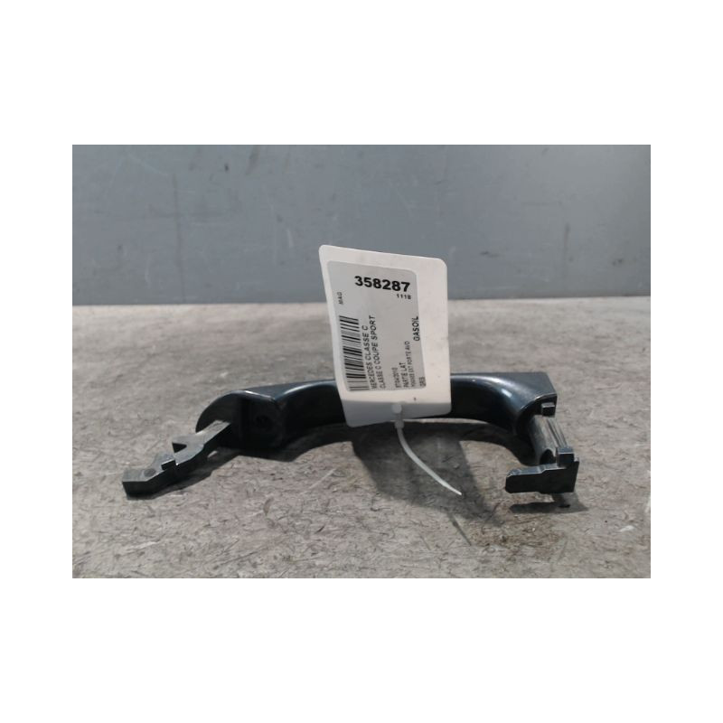 POIGNEE EXTERIEURE PORTE AVANT DROIT MERCEDES CLASSE C COUPE SPORT 2004-
