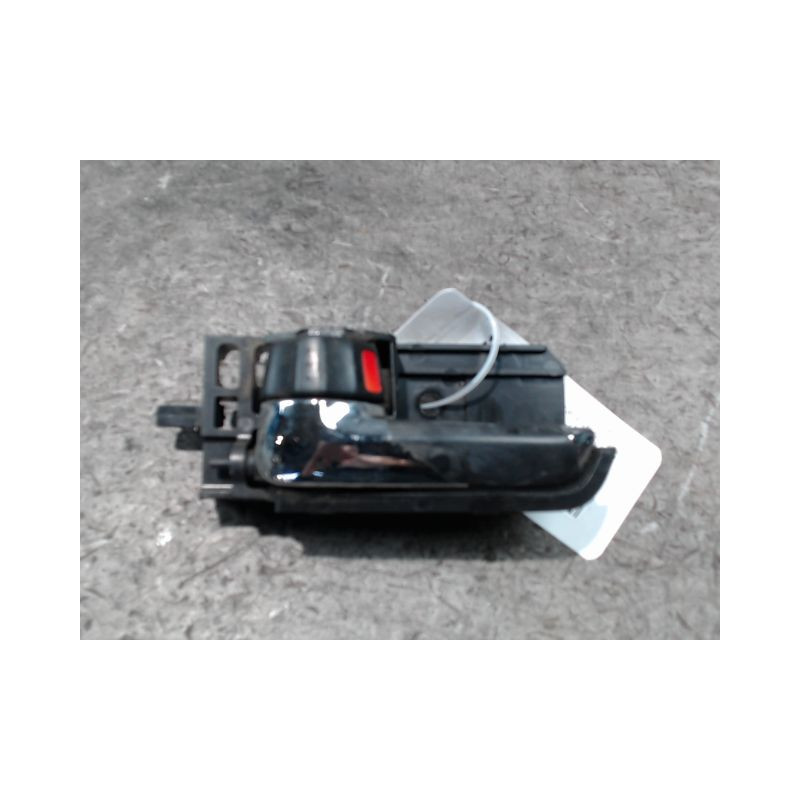 POIGNEE INTERIEURE PORTE AVANT GAUCHE SUZUKI SWIFT 3P
