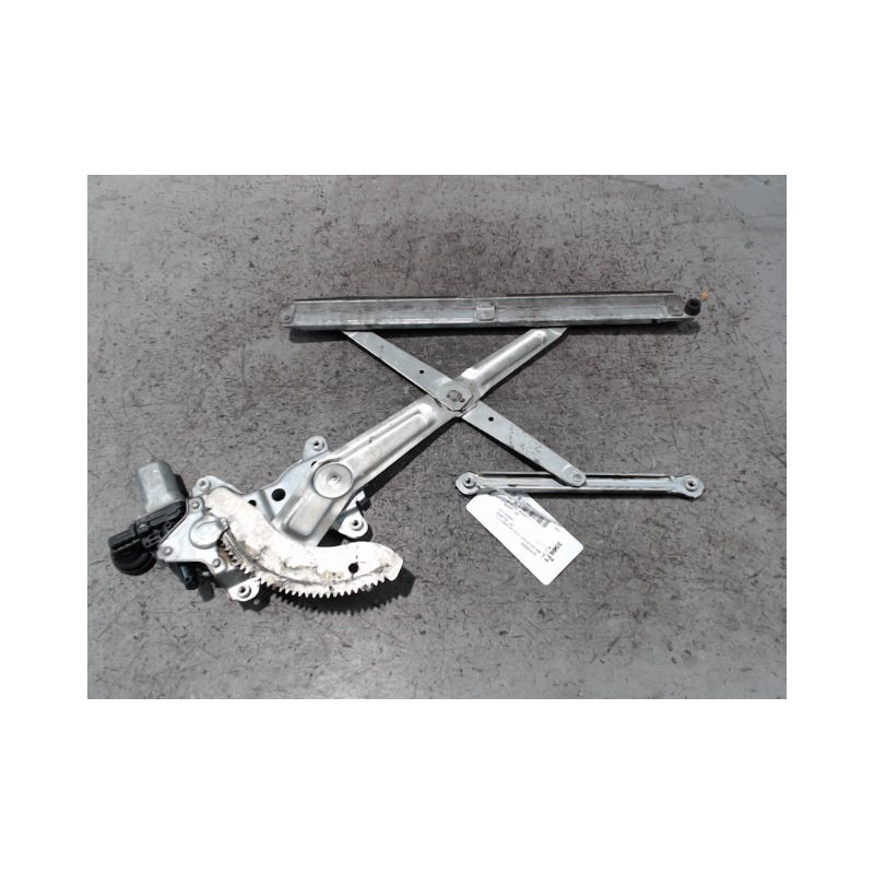 MECANISME+MOTEUR LEVE-GLACE AVANT GAUCHE SUZUKI SWIFT 3P