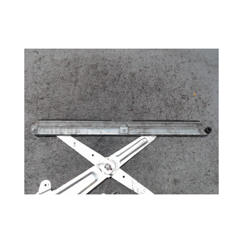 MECANISME+MOTEUR LEVE-GLACE AVANT GAUCHE SUZUKI SWIFT 3P