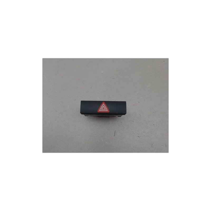 BOUTON DE WARNING AUDI A6