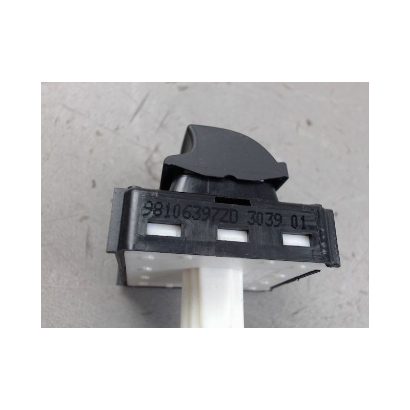 COMMANDE LEVE-GLACE PORTE AVG CITROEN C4 CACTUS