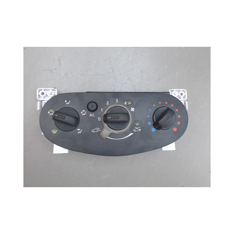 COMMANDE DE CHAUFFAGE DACIA SANDERO