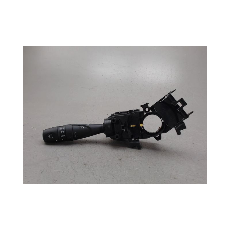 COMMANDE CLIGNOTANT HYUNDAI I10