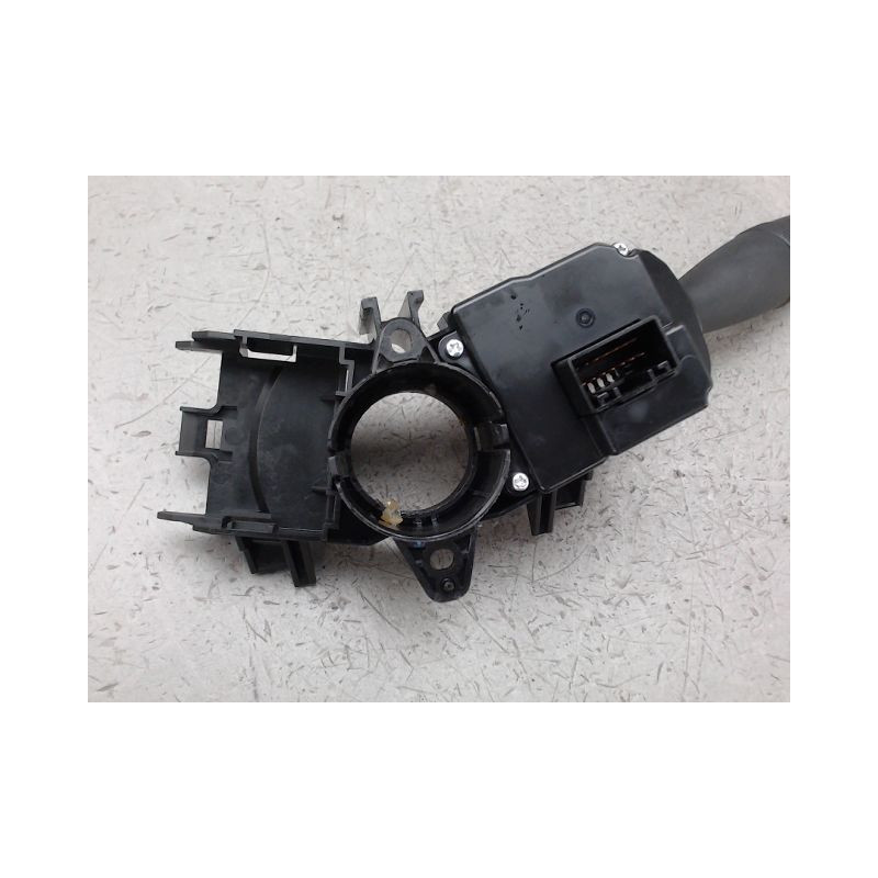 COMMANDE CLIGNOTANT HYUNDAI I10