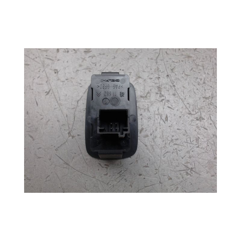 COMMANDE LEVE-GLACE PORTE ARD CITROEN C4