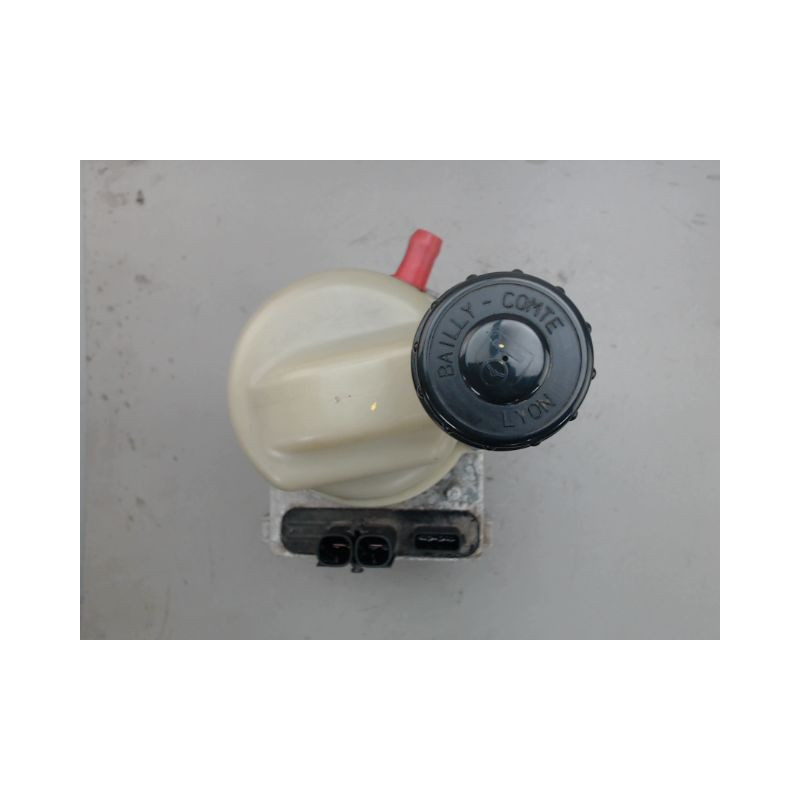 POMPE DIRECTION ASSISTEE DACIA SANDERO