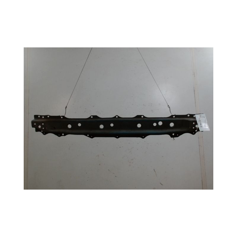 TRAVERSE SUPERIEURE ARMATURE AVANT TOYOTA YARIS