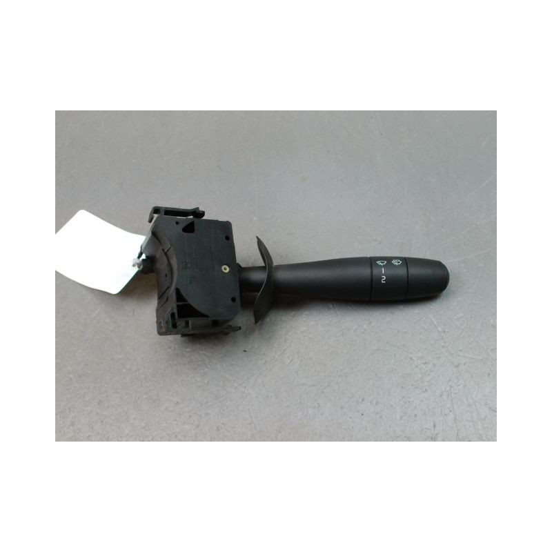 COMMANDE ESSUIE GLACE NISSAN PRIMASTAR COMBI L1H1 1000 KG