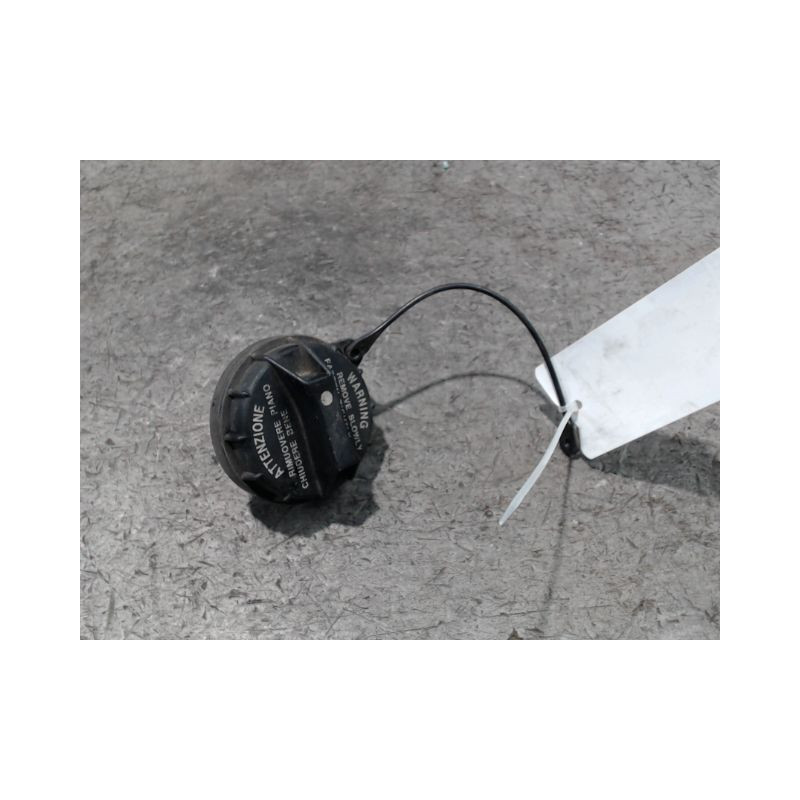 BOUCHON RESERVOIR A CARBURANT KIA STONIC