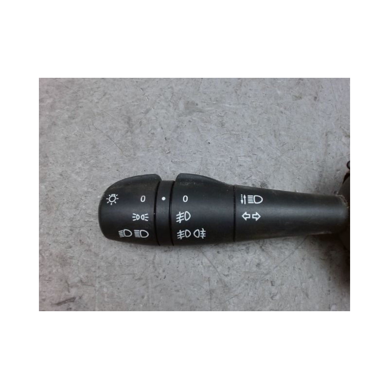 COMMANDE CLIGNOTANT DACIA SANDERO