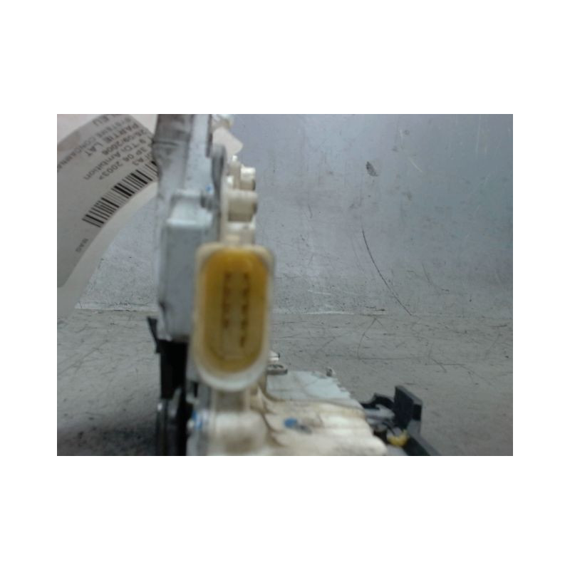 SYSTEME CONDAMNATION AVANT GAUCHE AUDI A3 2003-