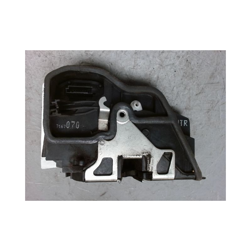 SYSTEME CONDAMNATION ARRIERE DROIT BMW SERIE 1
