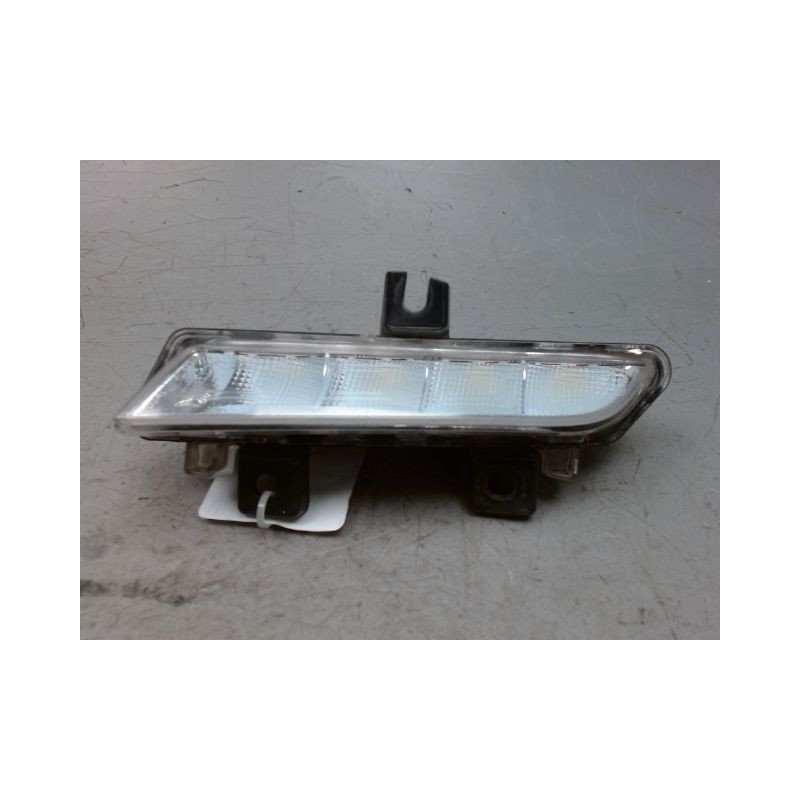 FEUX POSITION GAUCHE RENAULT CLIO