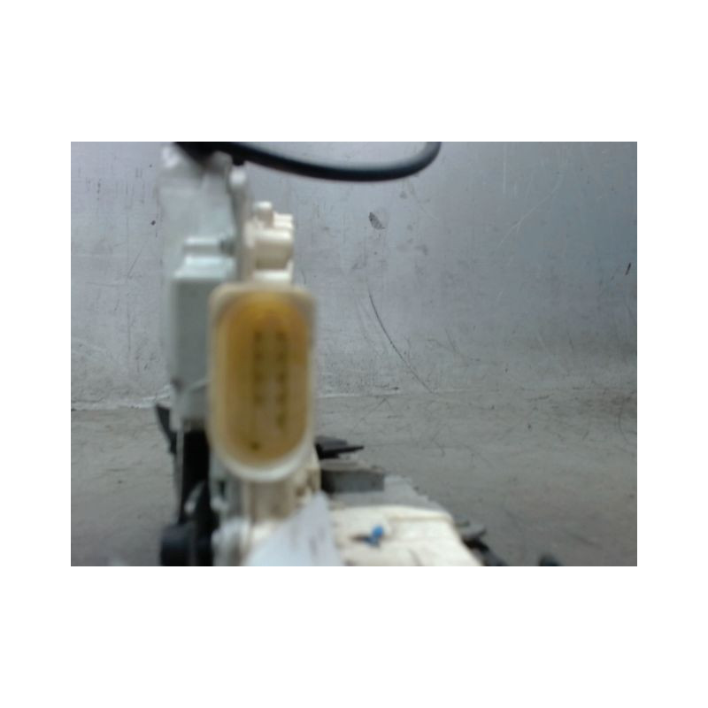 SYSTEME CONDAMNATION AVANT GAUCHE SEAT LEON 2005-
