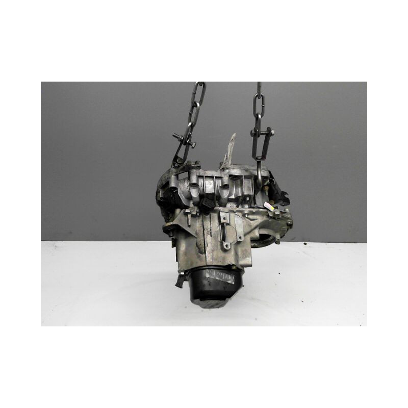 BOITE A VITESSE MECANIQUE RENAULT CLIO 1.9 D 