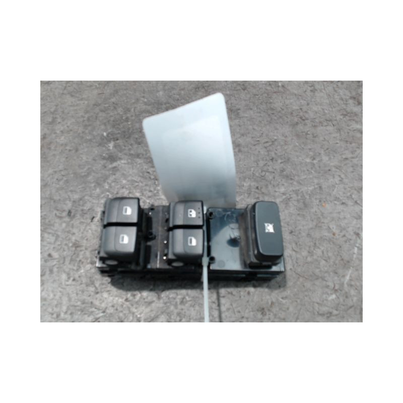 COMMANDE LEVE-GLACE PORTE AVG KIA STONIC