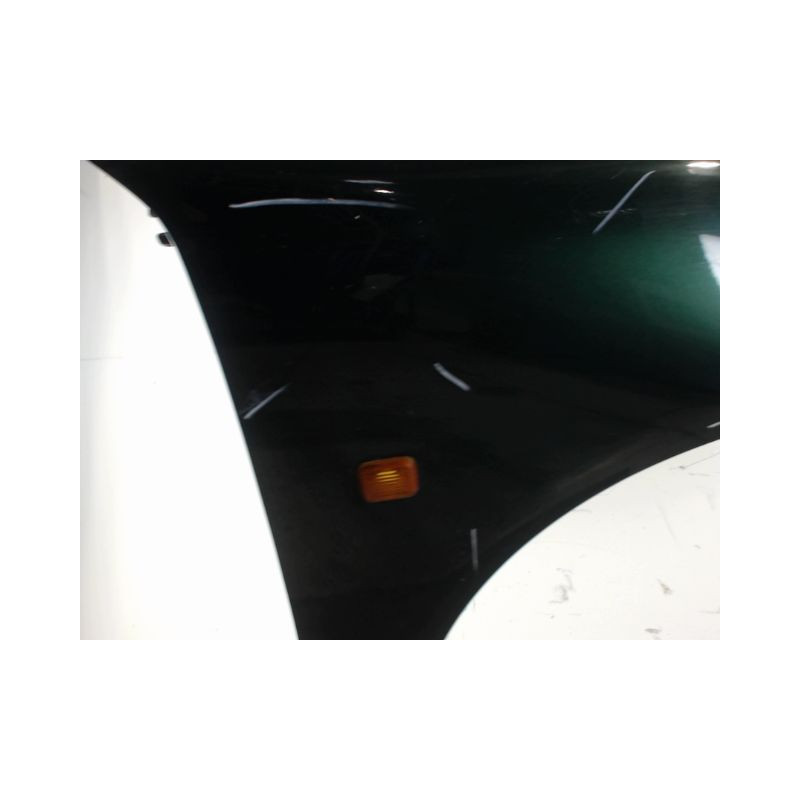 AILE AVANT DROIT ROVER 200 96-00