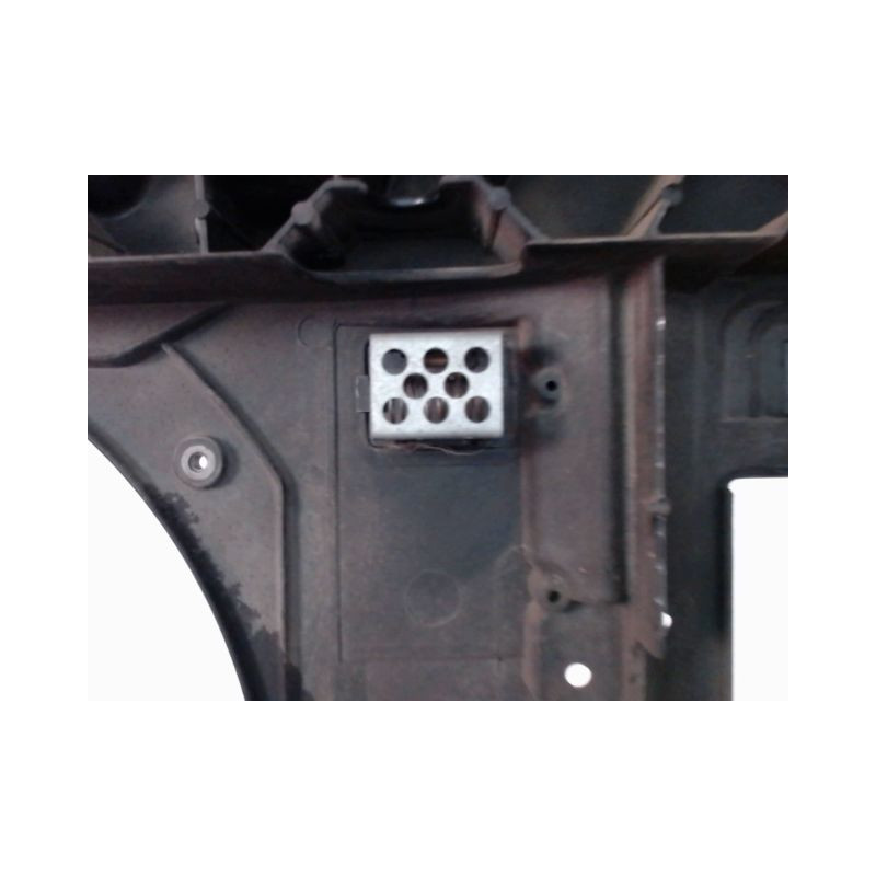 FACE AVANT PEUGEOT 5008