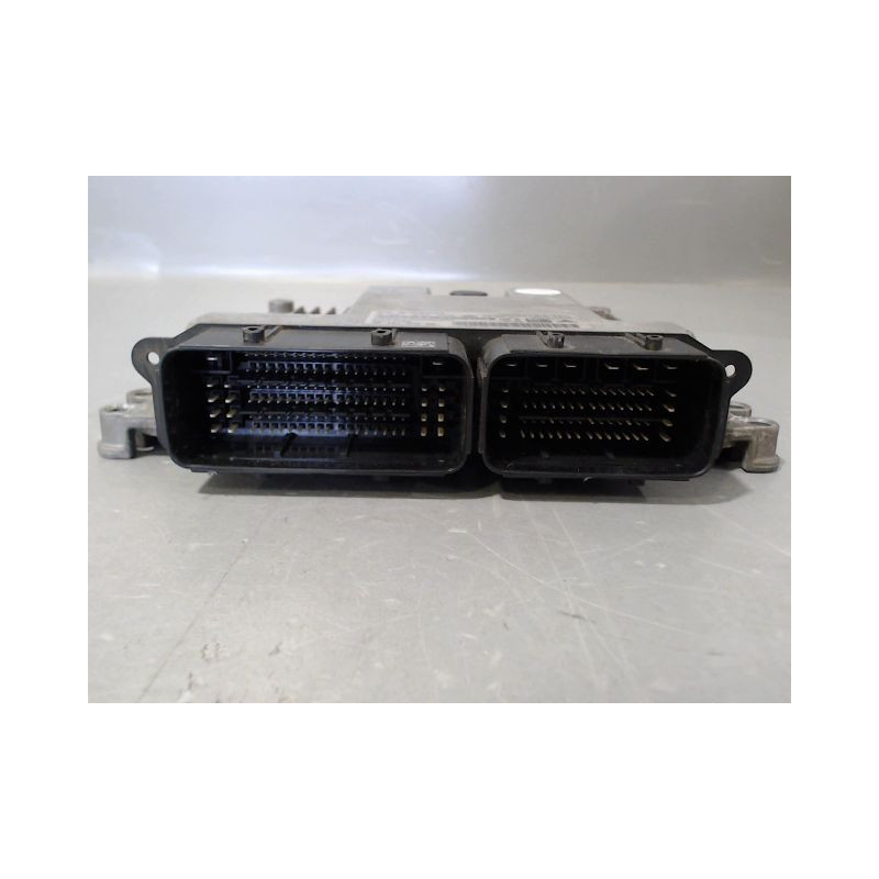 CALCULATEUR MOTEUR PEUGEOT 308