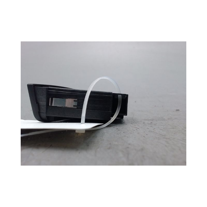 BOUTON DE WARNING AUDI A3 8P0941509D5PR