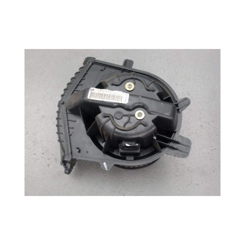 MOTEUR VENTILATEUR CHAUFFAGE RENAULT MEGANE