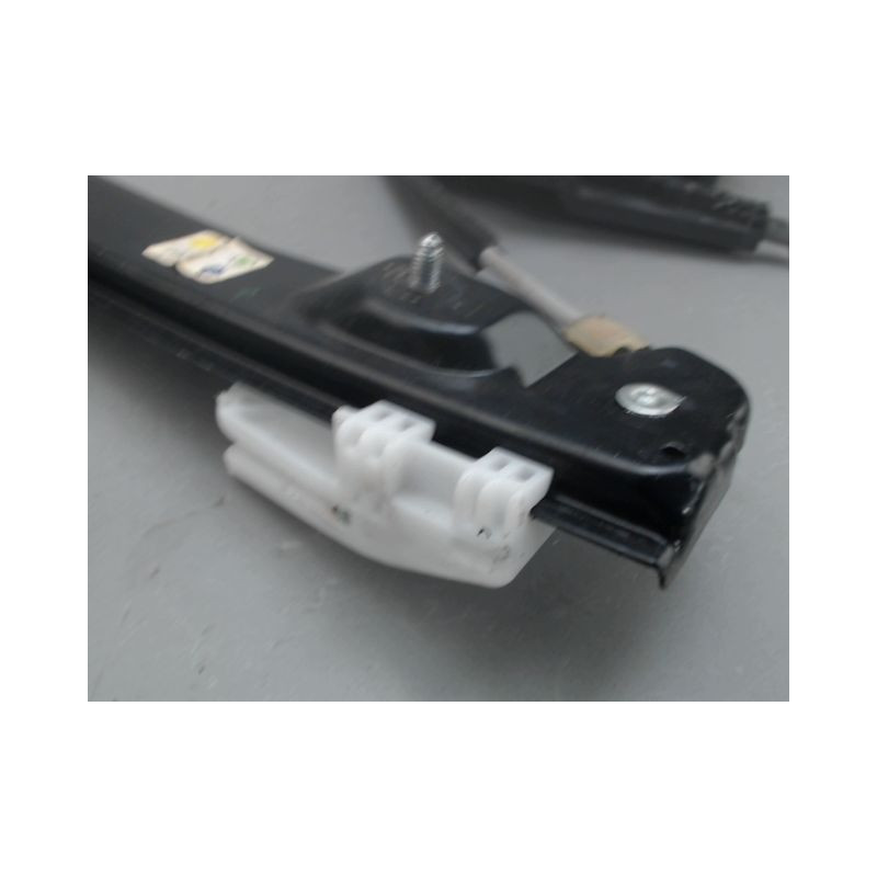 MECANISME LEVE-GLACE AVANT GAUCHE SKODA SCALA