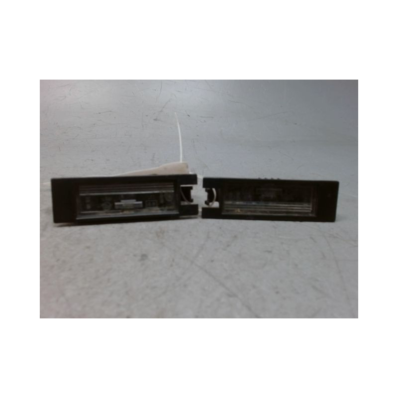 ECLAIREUR PLAQUE DE POLICE GAUCHE OPEL MERIVA