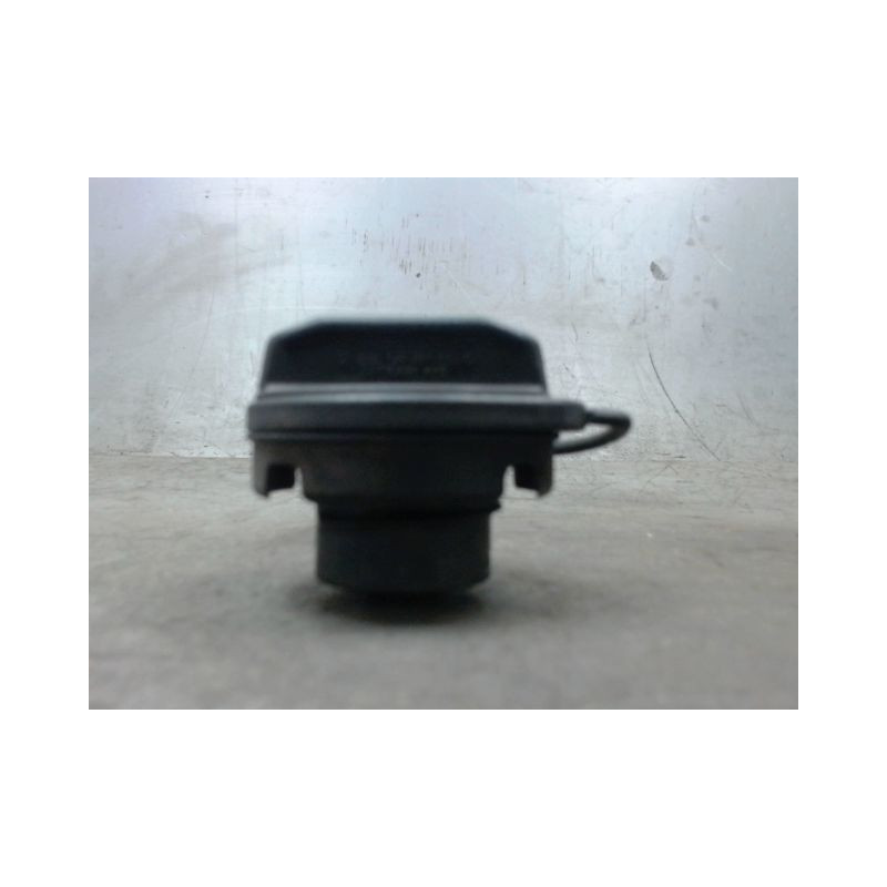 BOUCHON RESERVOIR A CARBURANT VOLKSWAGEN GOLF V 2003-2009