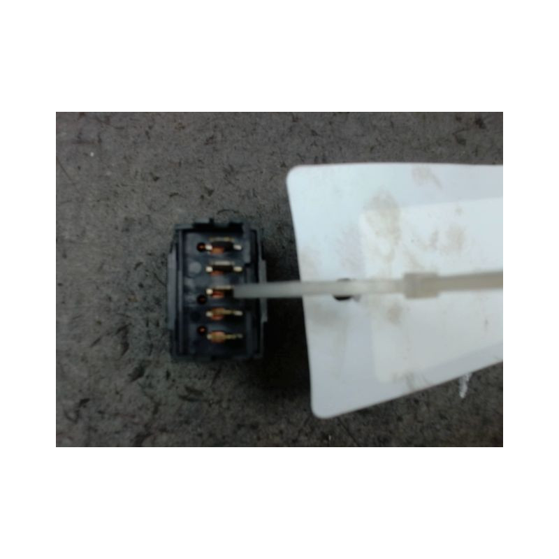 COMMANDE LEVE-GLACE PORTE AVG CITROEN BERLINGO BREAK -2002