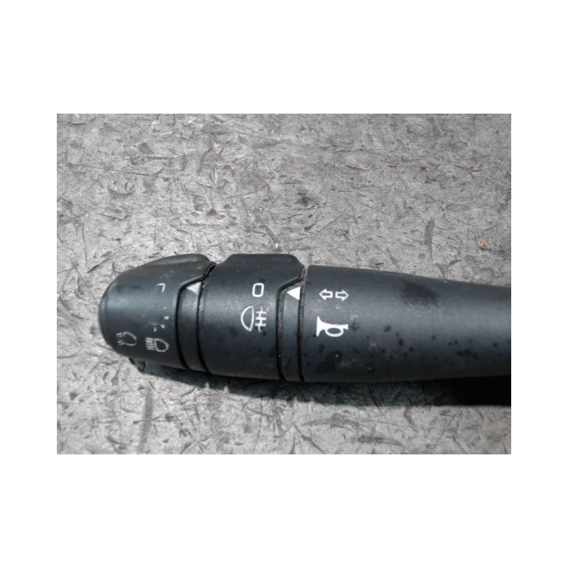 COMMANDE CLIGNOTANT RENAULT TWINGO 2 2007-