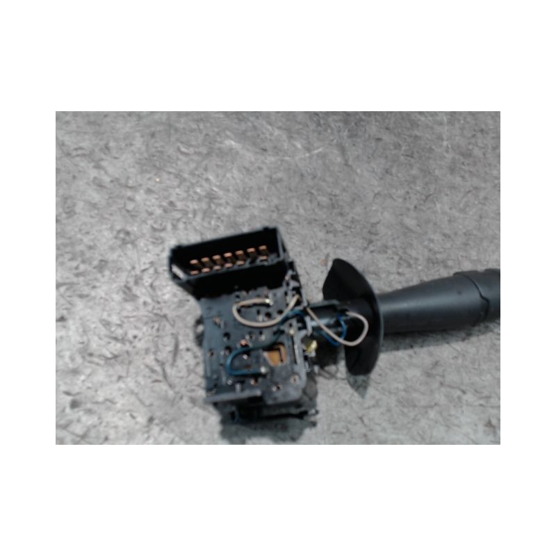 COMMANDE CLIGNOTANT RENAULT TWINGO 2 2007-