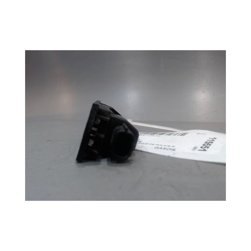 ECLAIREUR PLAQUE DE POLICE GAUCHE RENAULT CLIO