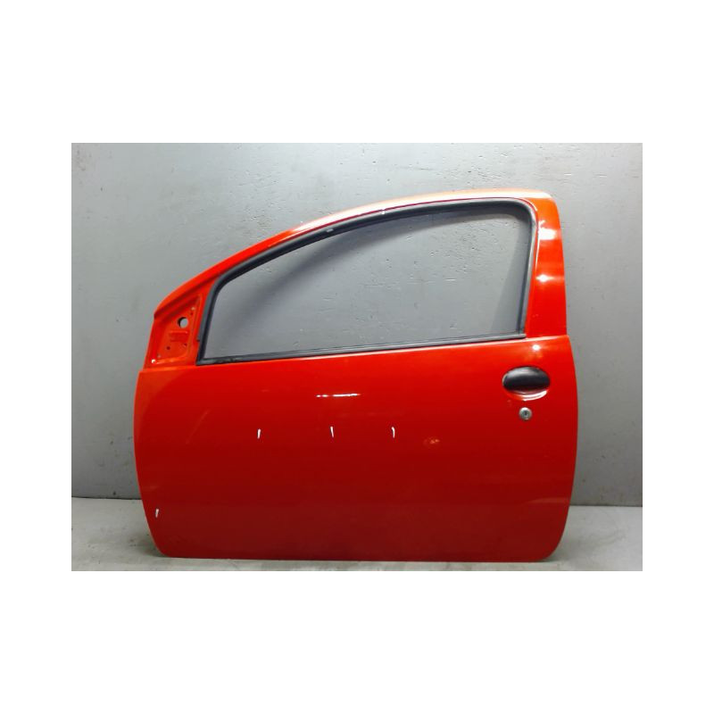 PORTE AVANT GAUCHE TOYOTA AYGO