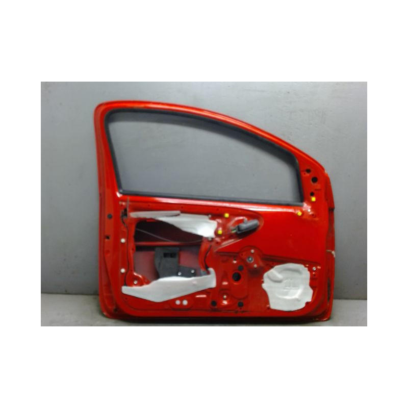 PORTE AVANT GAUCHE TOYOTA AYGO