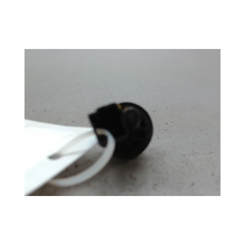 CONTACTEUR PORTE ARRIERE DROIT DACIA SANDERO II Phase 1 2012-...