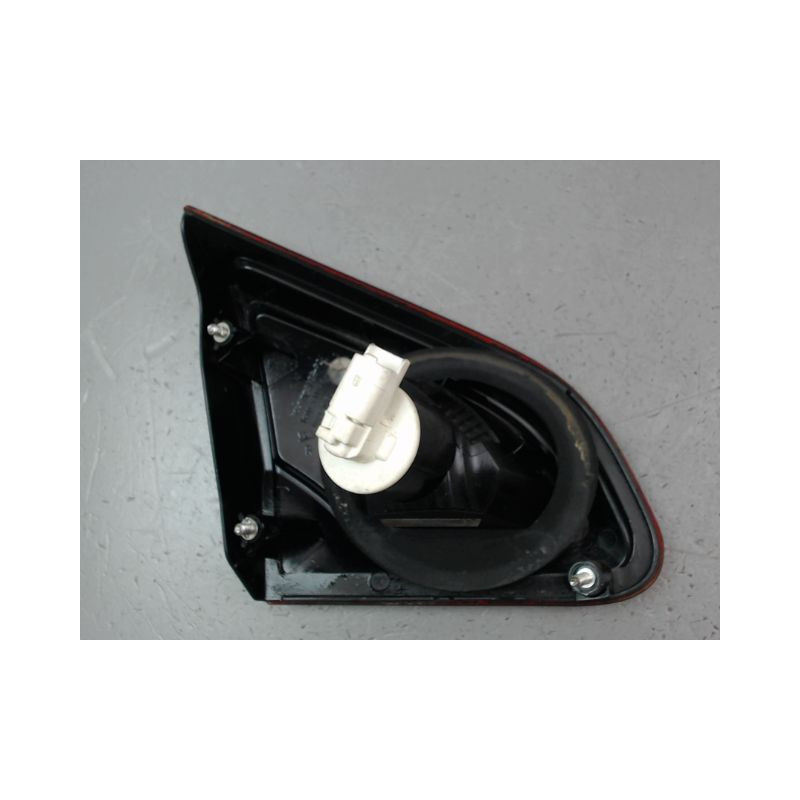 FEU ARRIERE INTERIEUR DROIT NISSAN QASHQAI +2 I Phase 2 LONG 2010-2014