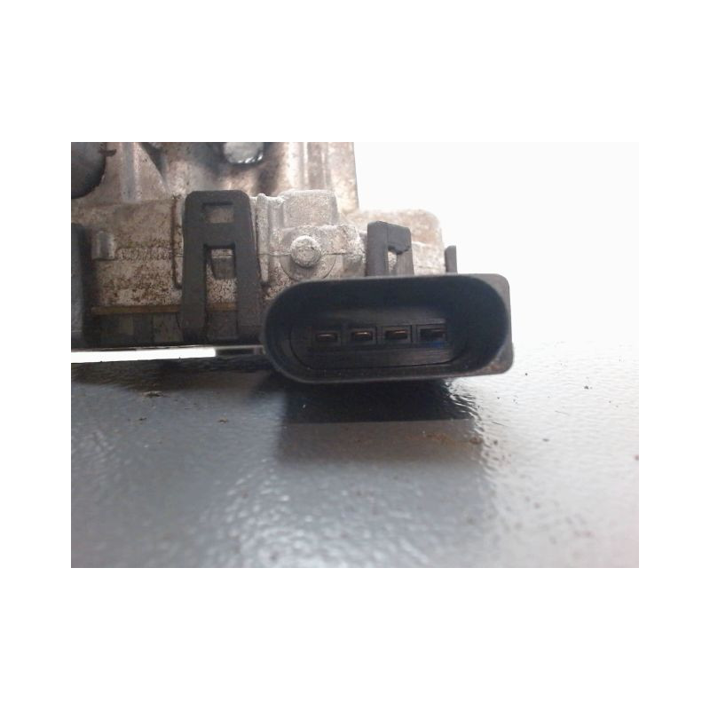 MECANISME ESSUIE-GLACE AVANT VOLKSWAGEN POLO IV Phase 2 2005-2009