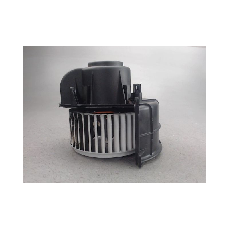 MOTEUR VENTILATEUR CHAUFFAGE VOLKSWAGEN TOUAREG