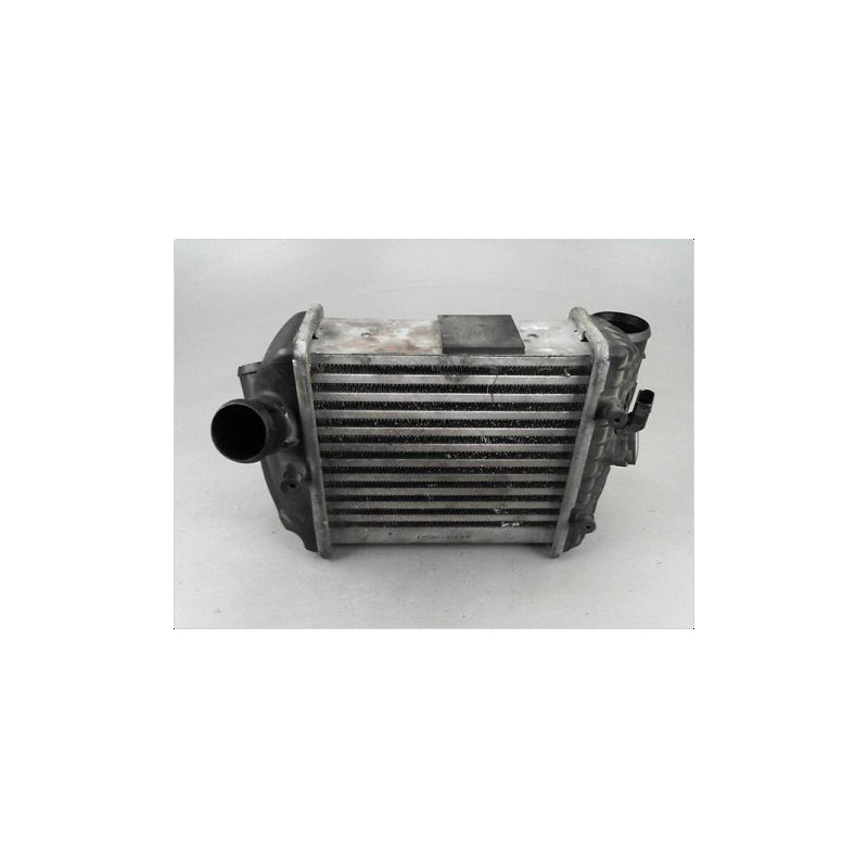 ECHANGEUR AIR G AUDI A4 AVANT 04-08