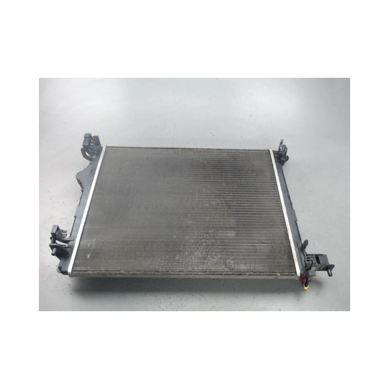 RADIATEUR RENAULT MEGANE