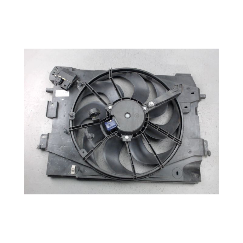 MOTEUR VENTILATEUR RADIATEUR DACIA SANDERO