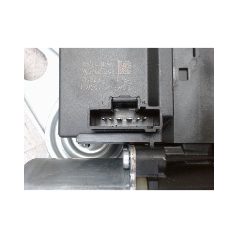 MECANISME+MOTEUR LEVE-GLACE AVANT DROIT RENAULT MEGANE III 2008-