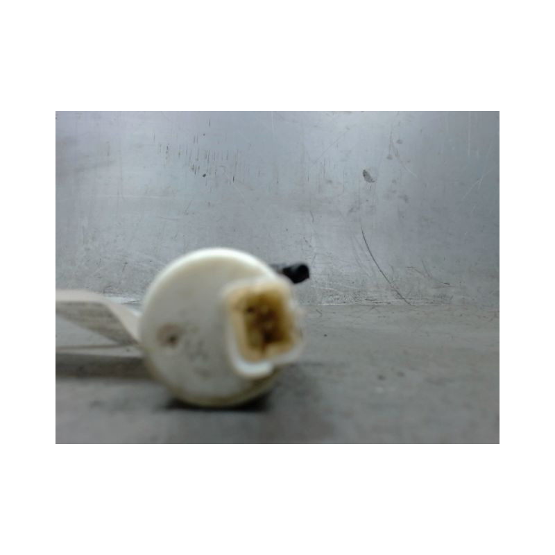 POMPE LAVE-GLACE AVANT DACIA LOGAN 4 P 05-08