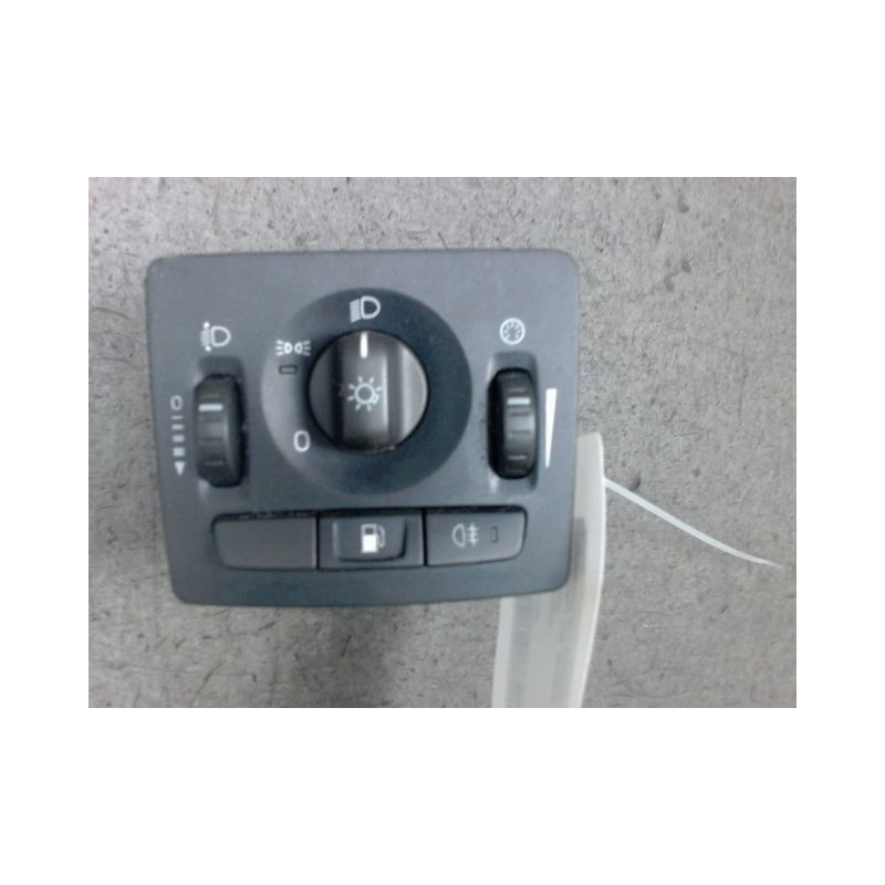 COMMANDE ECLAIRAGE VOLVO V50