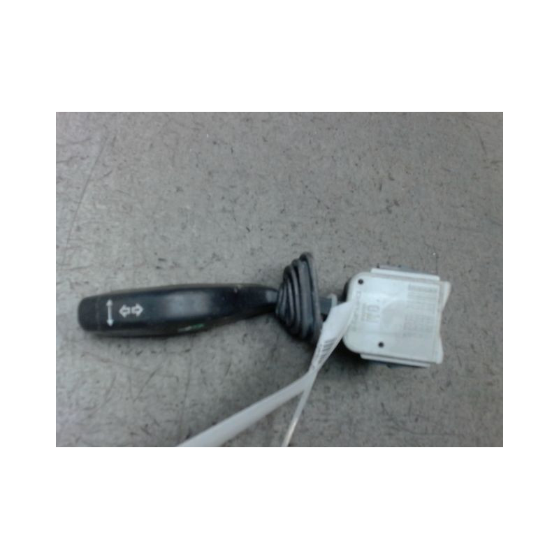 COMMANDE CLIGNOTANT OPEL AGILA
