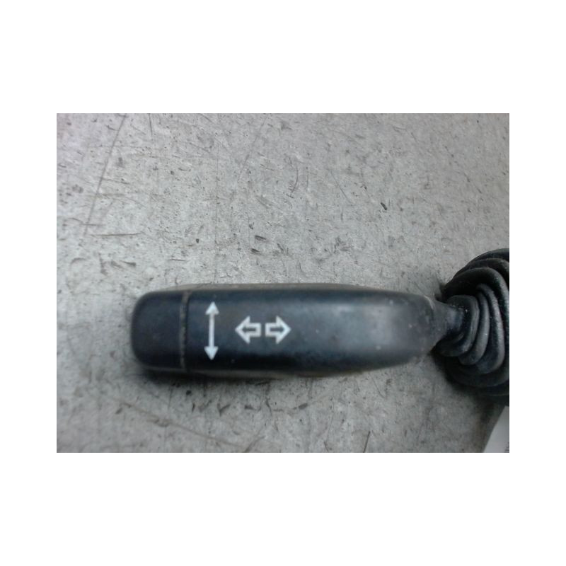 COMMANDE CLIGNOTANT OPEL AGILA