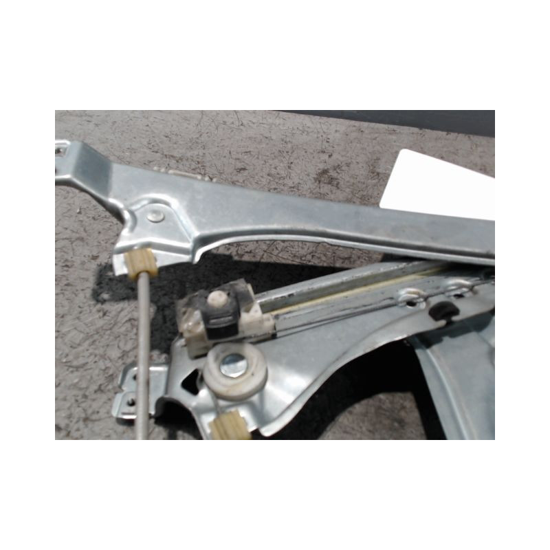 MECANISME+MOTEUR LEVE-GLACE AVANT DROIT RENAULT CLIO III 2010-