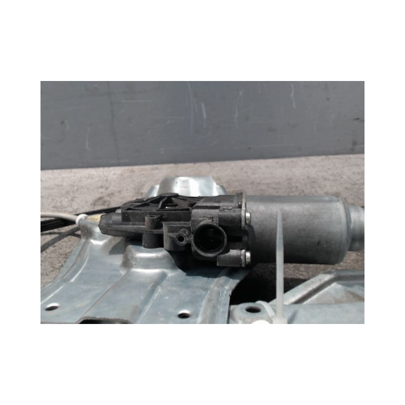MECANISME+MOTEUR LEVE-GLACE AVANT DROIT RENAULT CLIO III 2010-